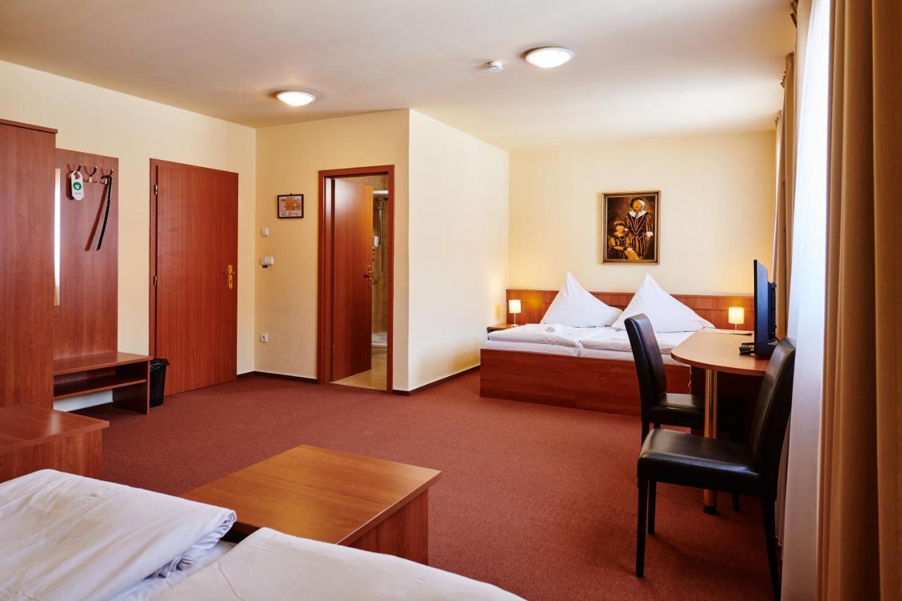 Hotel Zlata Hvezda Vimperk Eksteriør billede